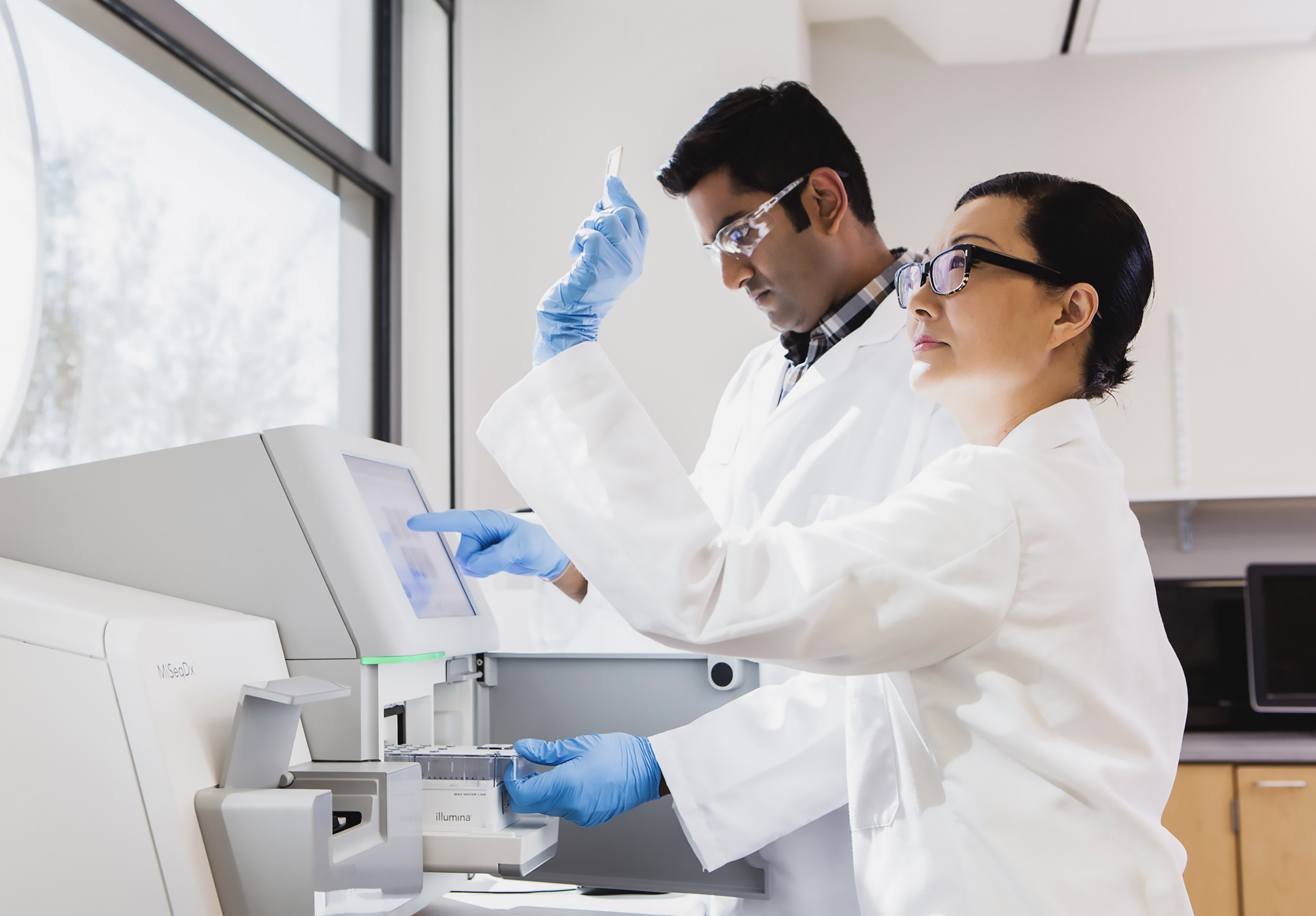 致我们的客户和合作伙伴：